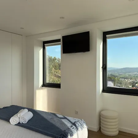 Granjas House * 维亚纳堡