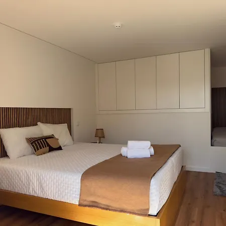 Granjas House * 维亚纳堡
